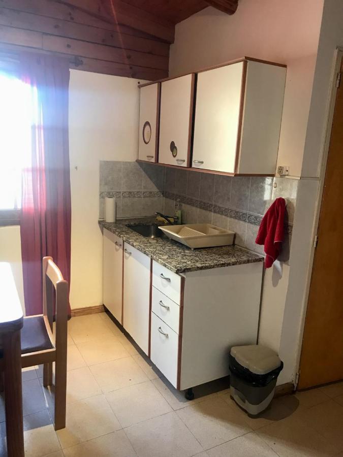 Pequena Casa De Troncos, Detras De Casa Principal No Trabajo Con Tarjeta De Credito Puerto Madryn Ngoại thất bức ảnh