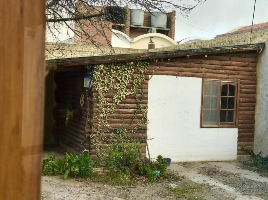 Pequena Casa De Troncos, Detras De Casa Principal No Trabajo Con Tarjeta De Credito Puerto Madryn Ngoại thất bức ảnh